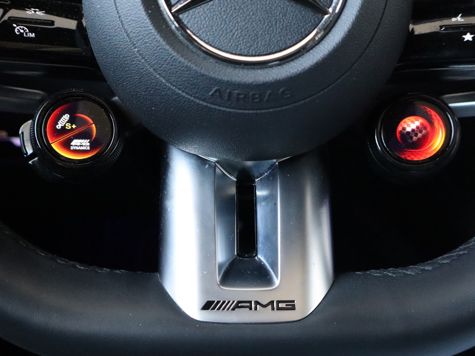 16 - Mercedes GLC amg coupe 63 s e-performance amg line premium plus speedshift mct amg