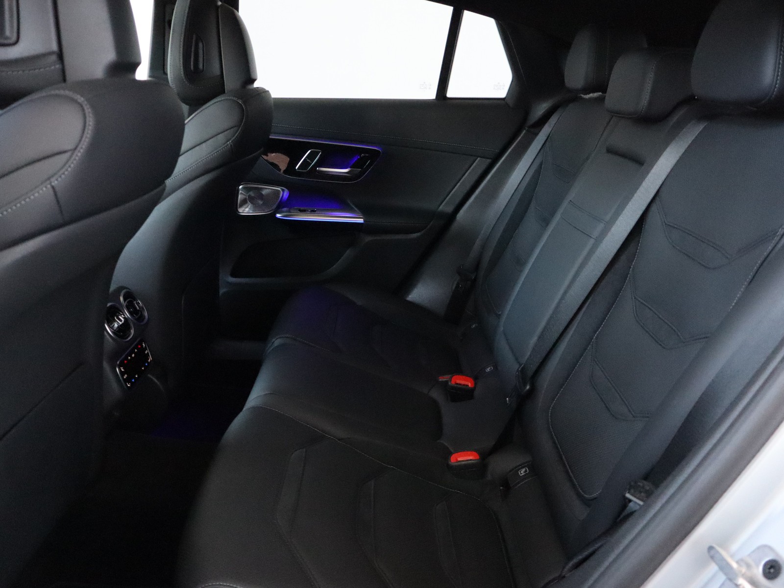 8 - Mercedes GLC amg coupe 63 s e-performance amg line premium plus speedshift mct amg