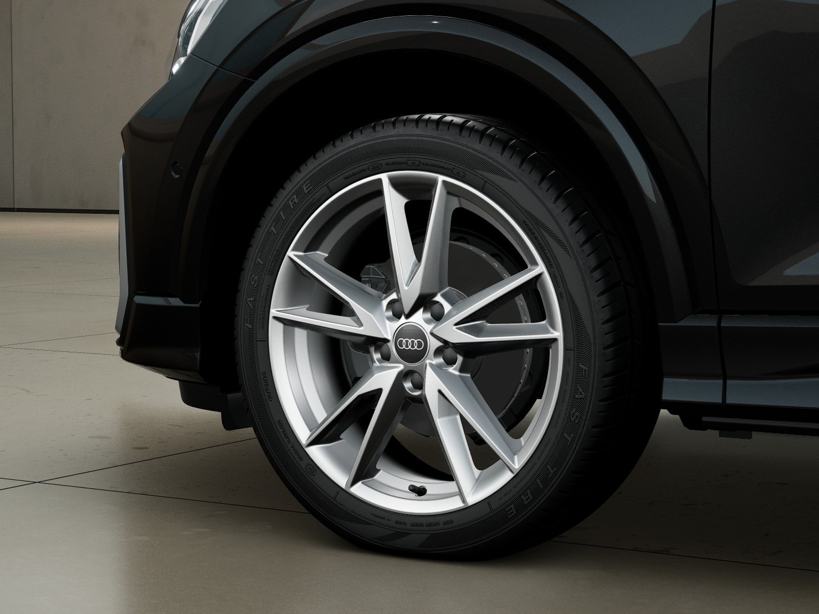 5 - Audi Q2 35 1.5 tfsi s line edition s tronic