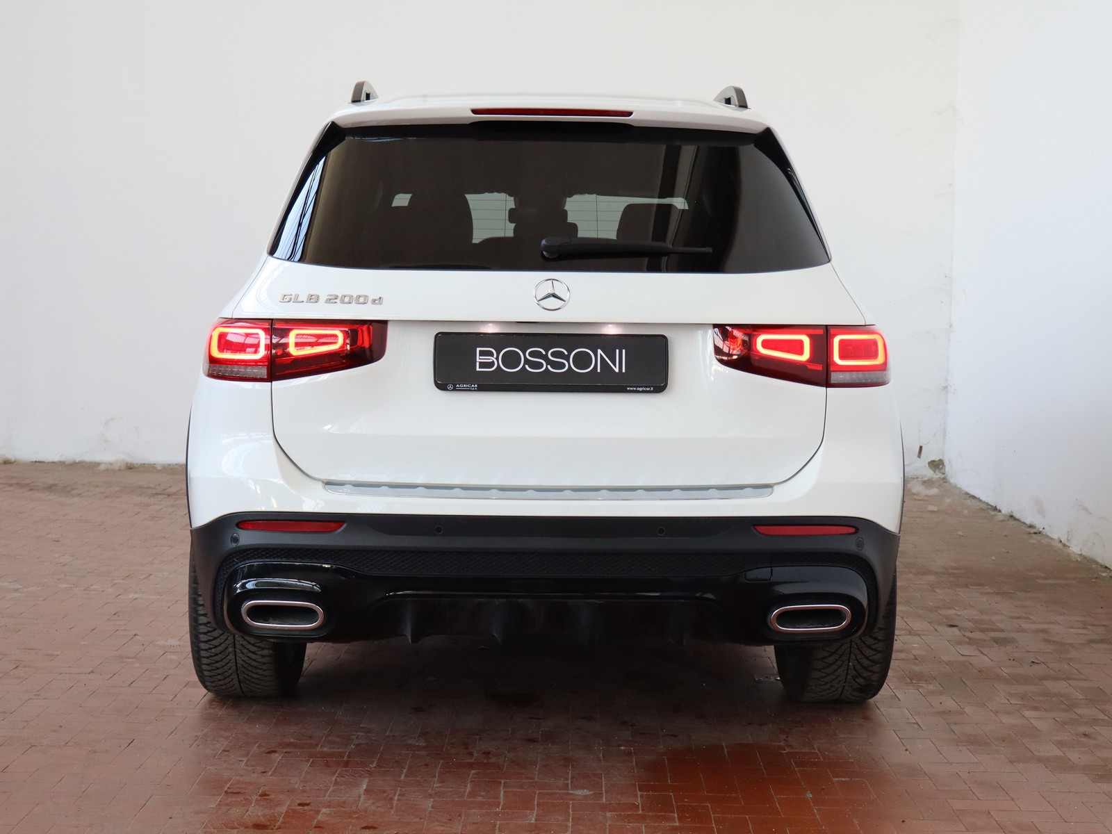 6 - Mercedes GLB 200 d premium 8g-dct