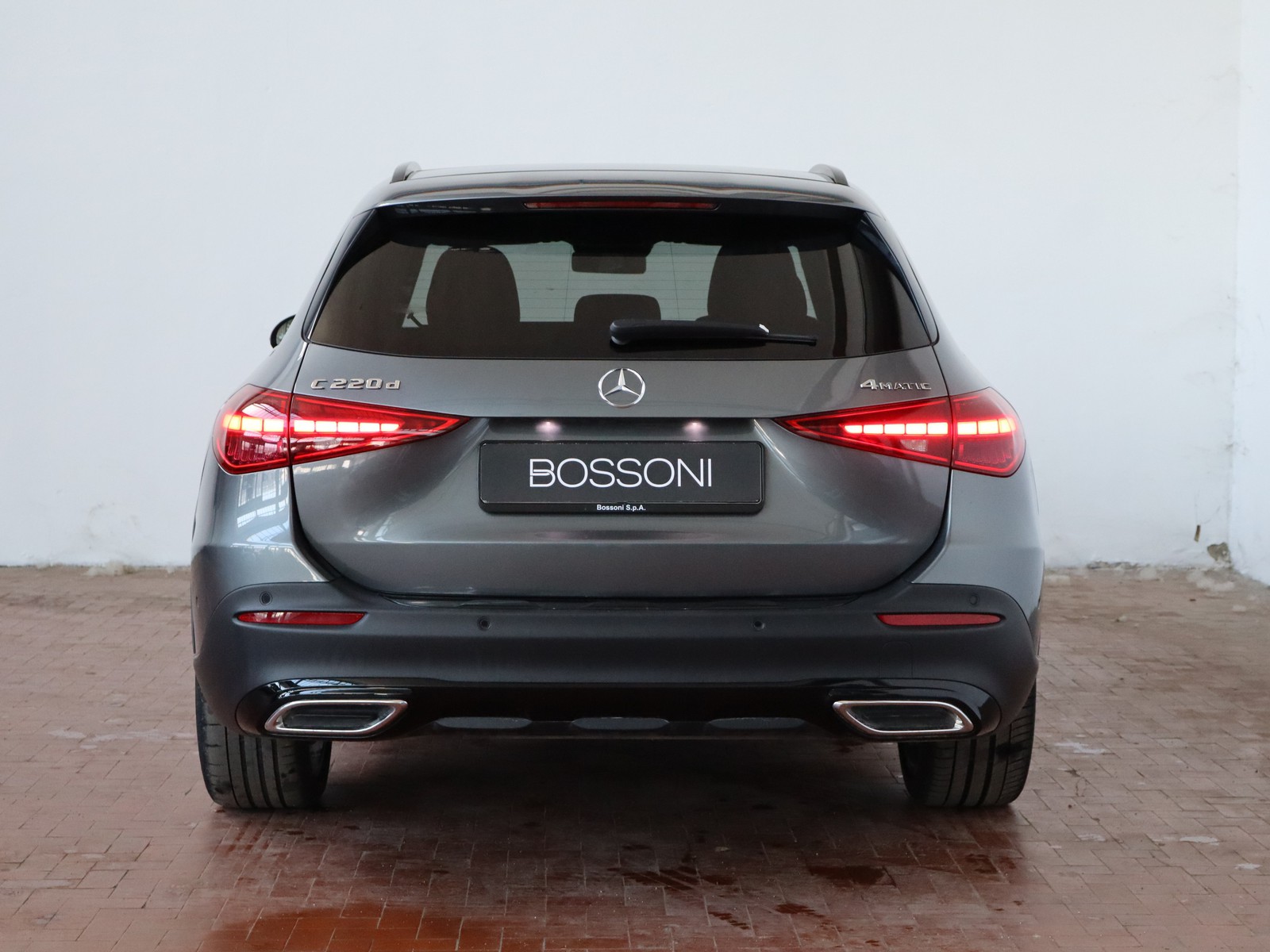 6 - Mercedes Classe C station wagon all-terrain 220 d mild hybrid premium 4matic 9g-tronic