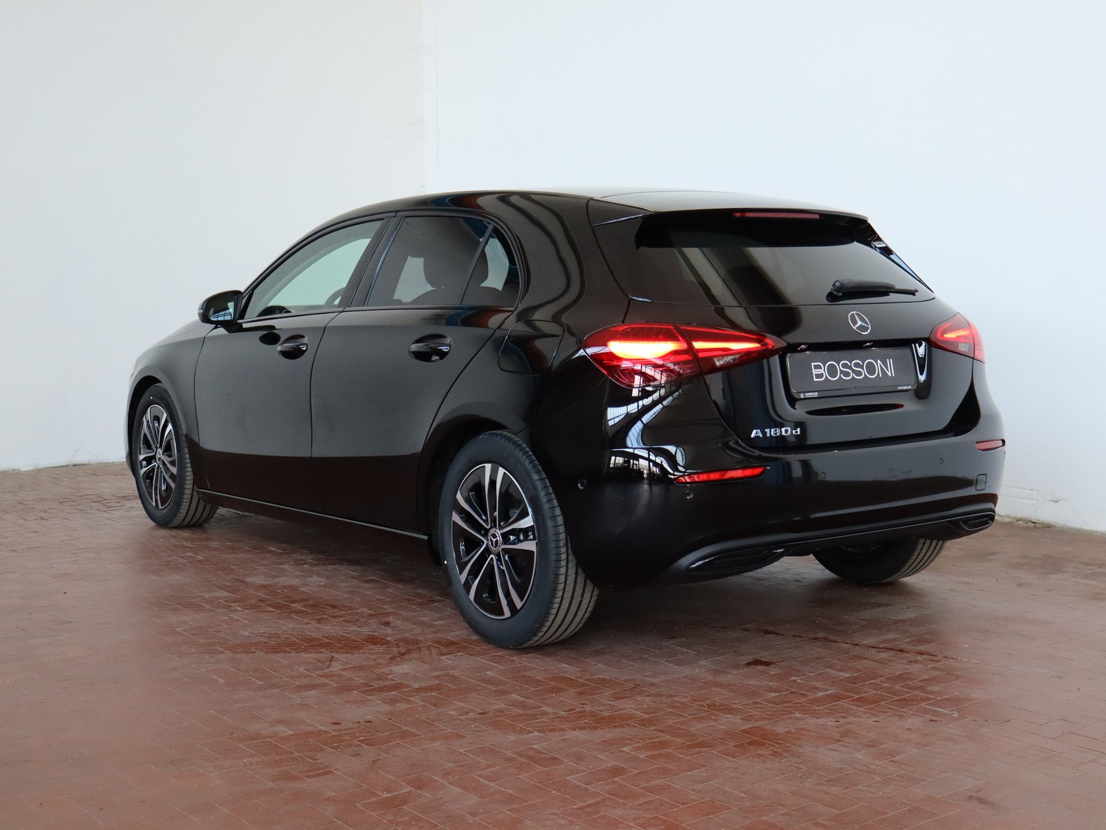 5 - Mercedes Classe A 180 d progressive extra speedshift dct amg 8g