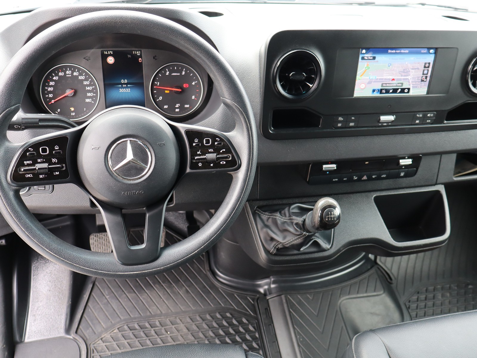 11 - Mercedes Vans Sprinter 519 CDI FURGONE H2 STANDARD