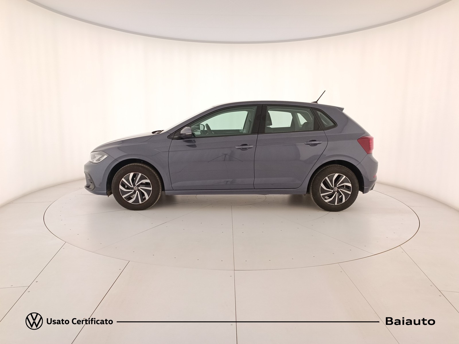3 - Volkswagen Polo 1.0 tsi 95cv life dsg