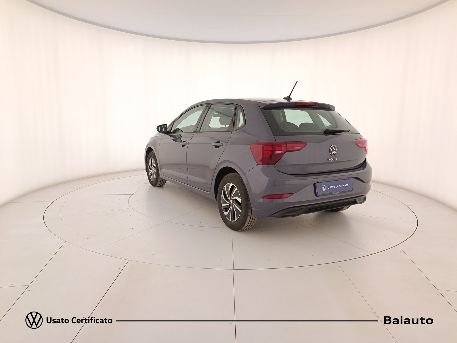 4 - Volkswagen Polo 1.0 tsi 95cv life dsg