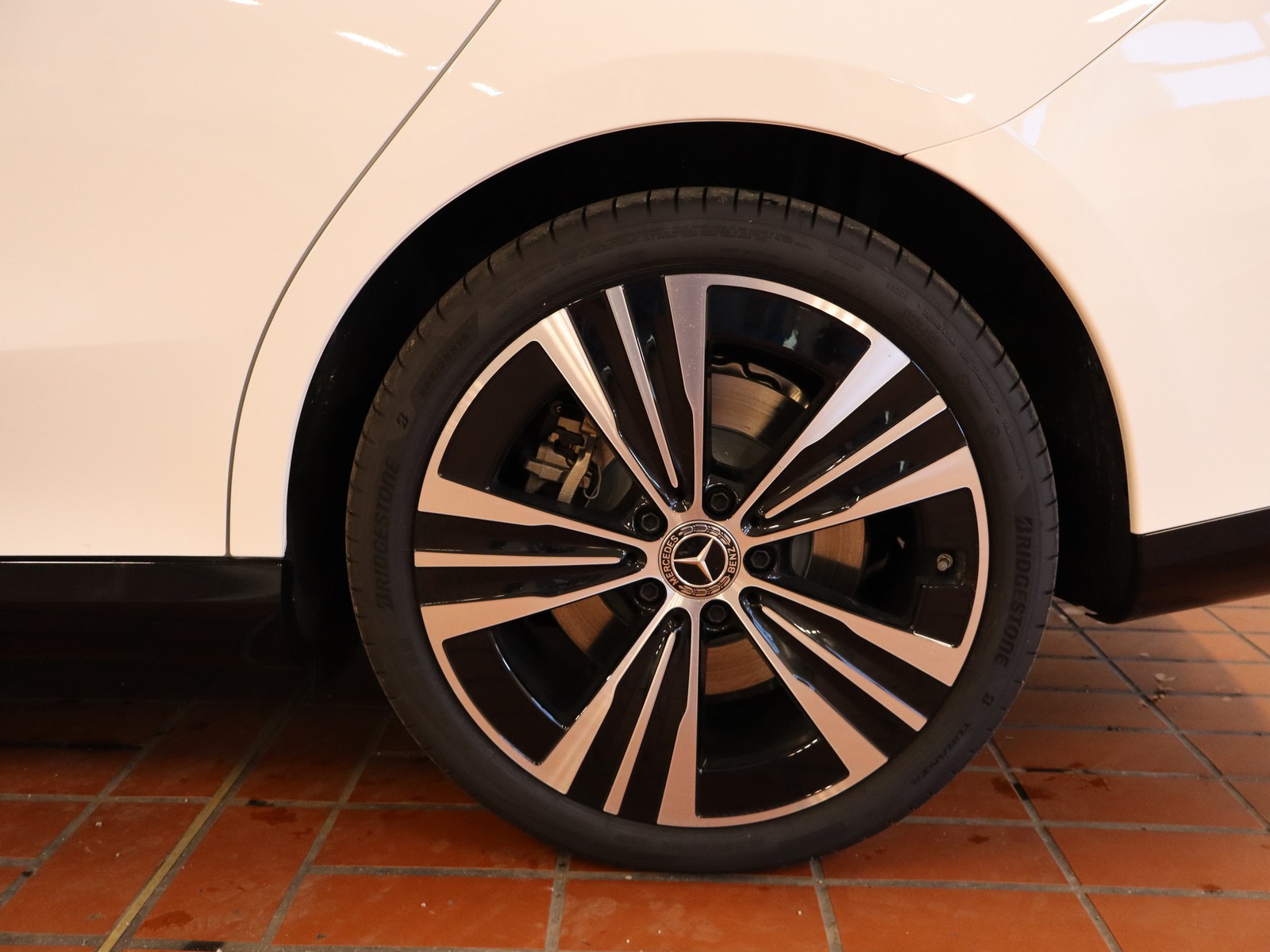 4 - Mercedes CLA eq 250+ advanced plus