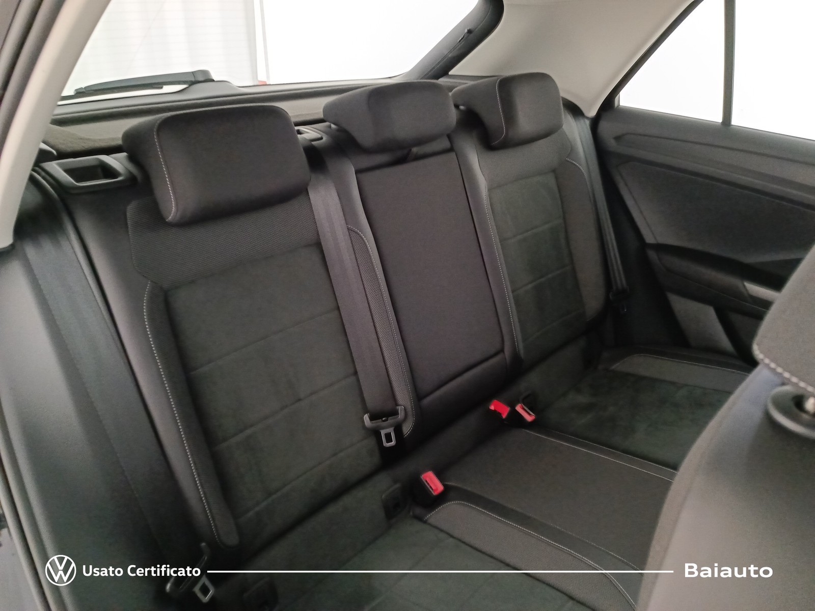 21 - Volkswagen T-Roc 1.5 tsi act style dsg