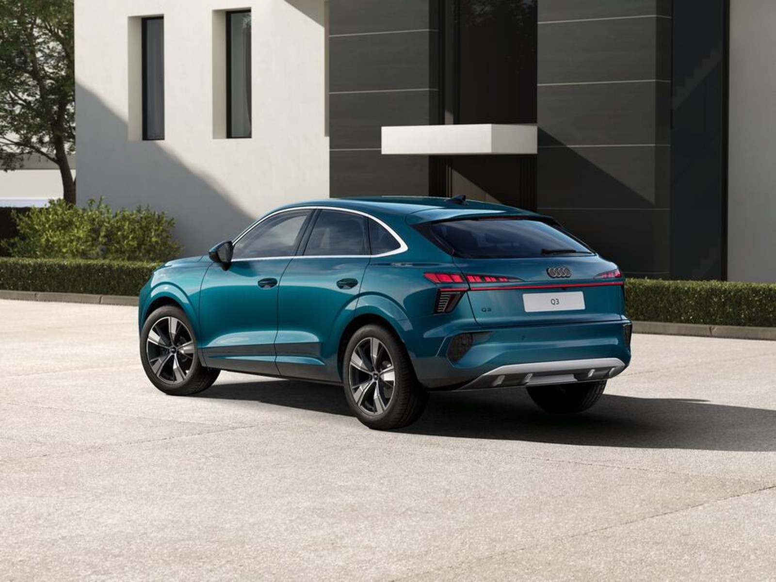 6 - Audi Q3 sportback 2.0 tdi 150cv business advanced s tronic