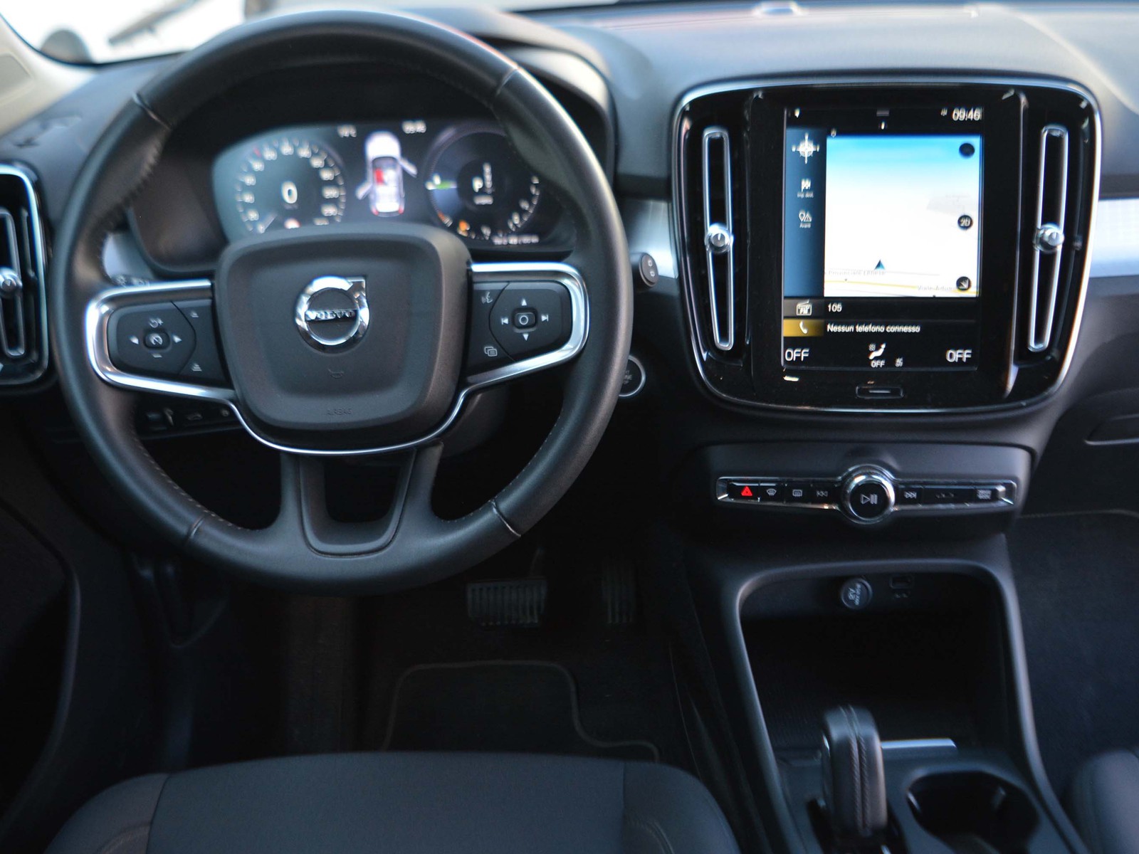 10 - Volvo XC40 1.5 t5 recharge plug-in-hybrid inscription expression geartronic my21