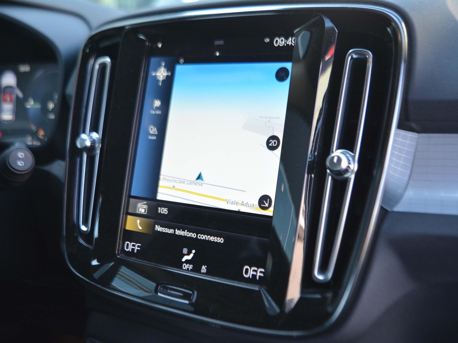 11 - Volvo XC40 1.5 t5 recharge plug-in-hybrid inscription expression geartronic my21