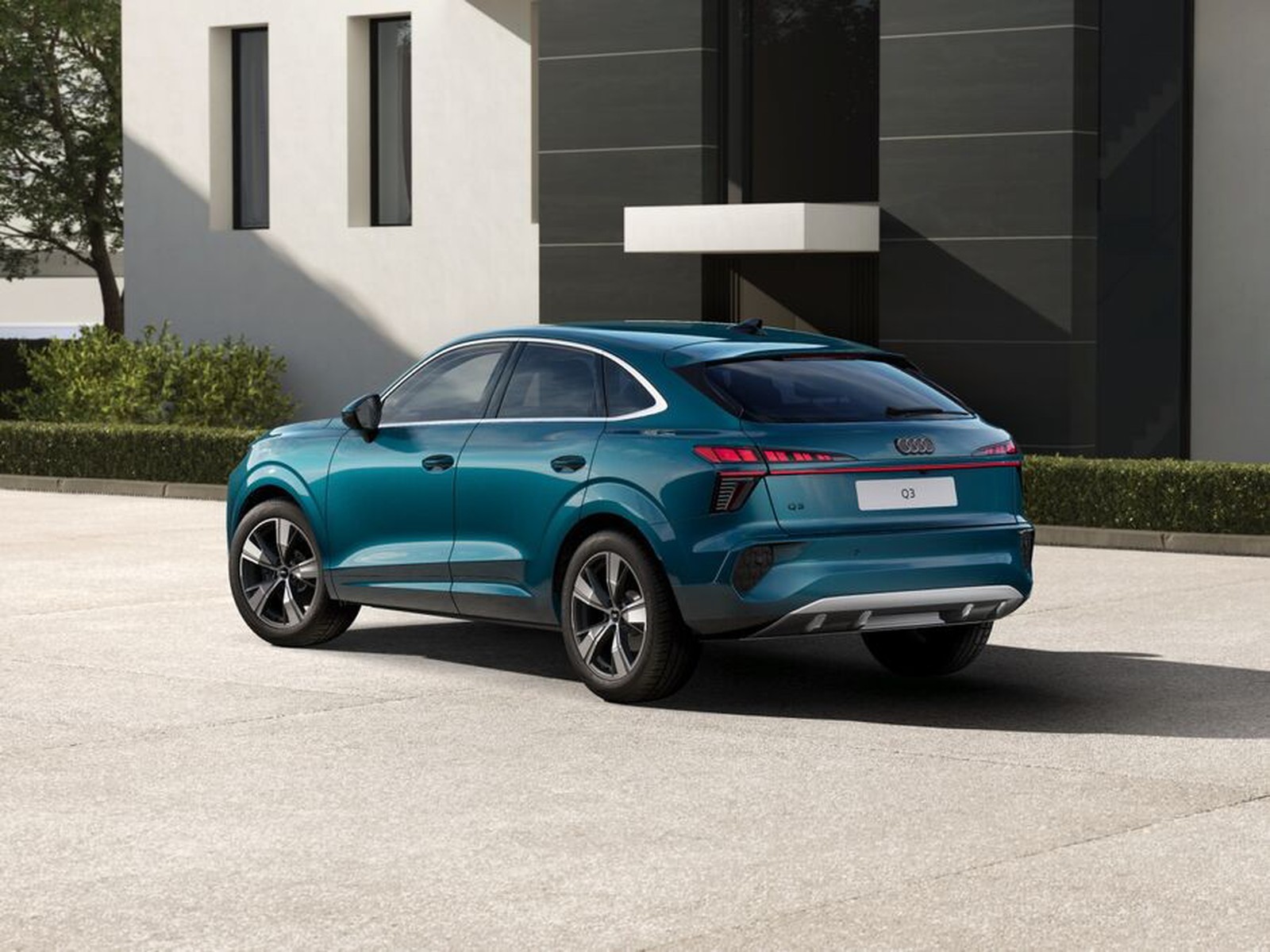 6 - Audi Q3 sportback 2.0 tdi 150cv business advanced s tronic
