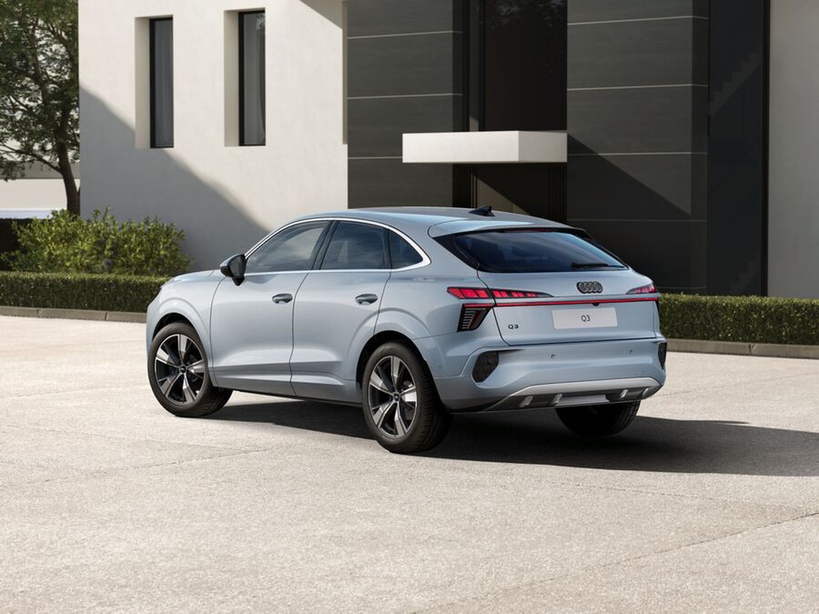 6 - Audi Q3 sportback 2.0 tdi 150cv business advanced s tronic