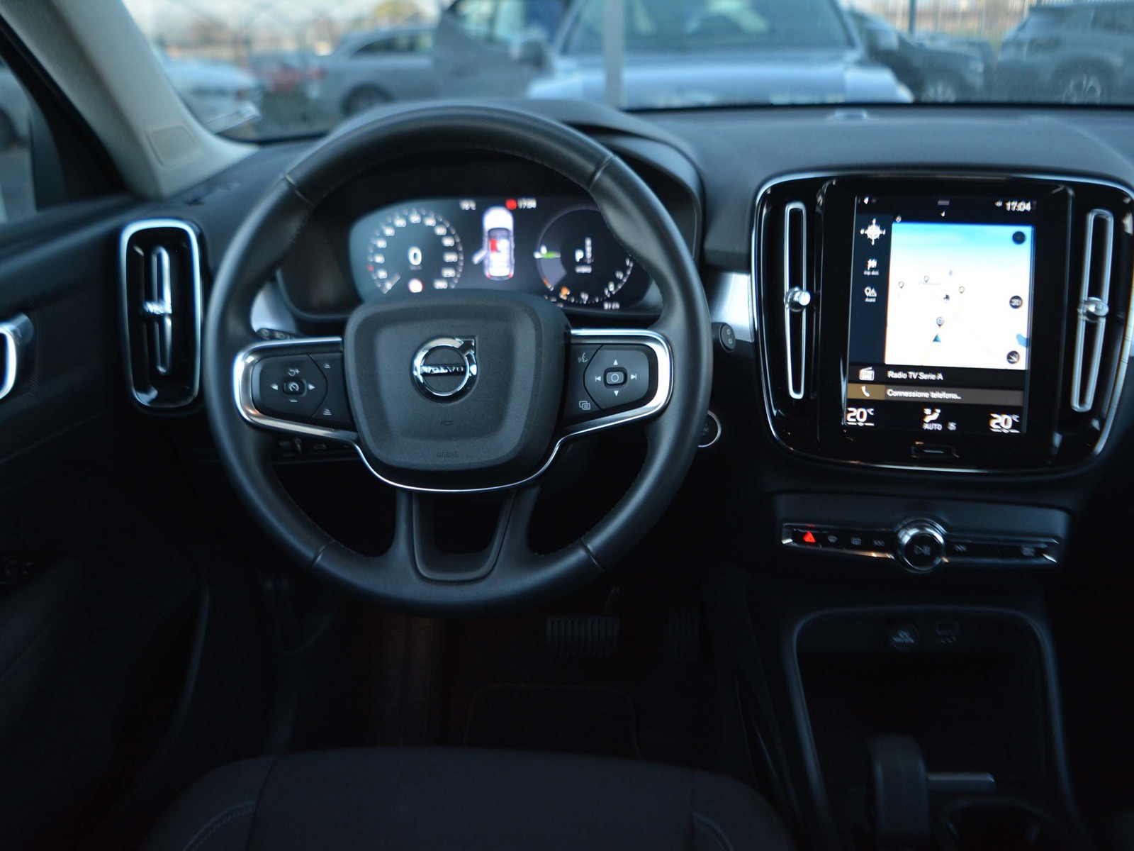 9 - Volvo XC40 1.5 t5 recharge plug-in-hybrid inscription expression geartronic my21