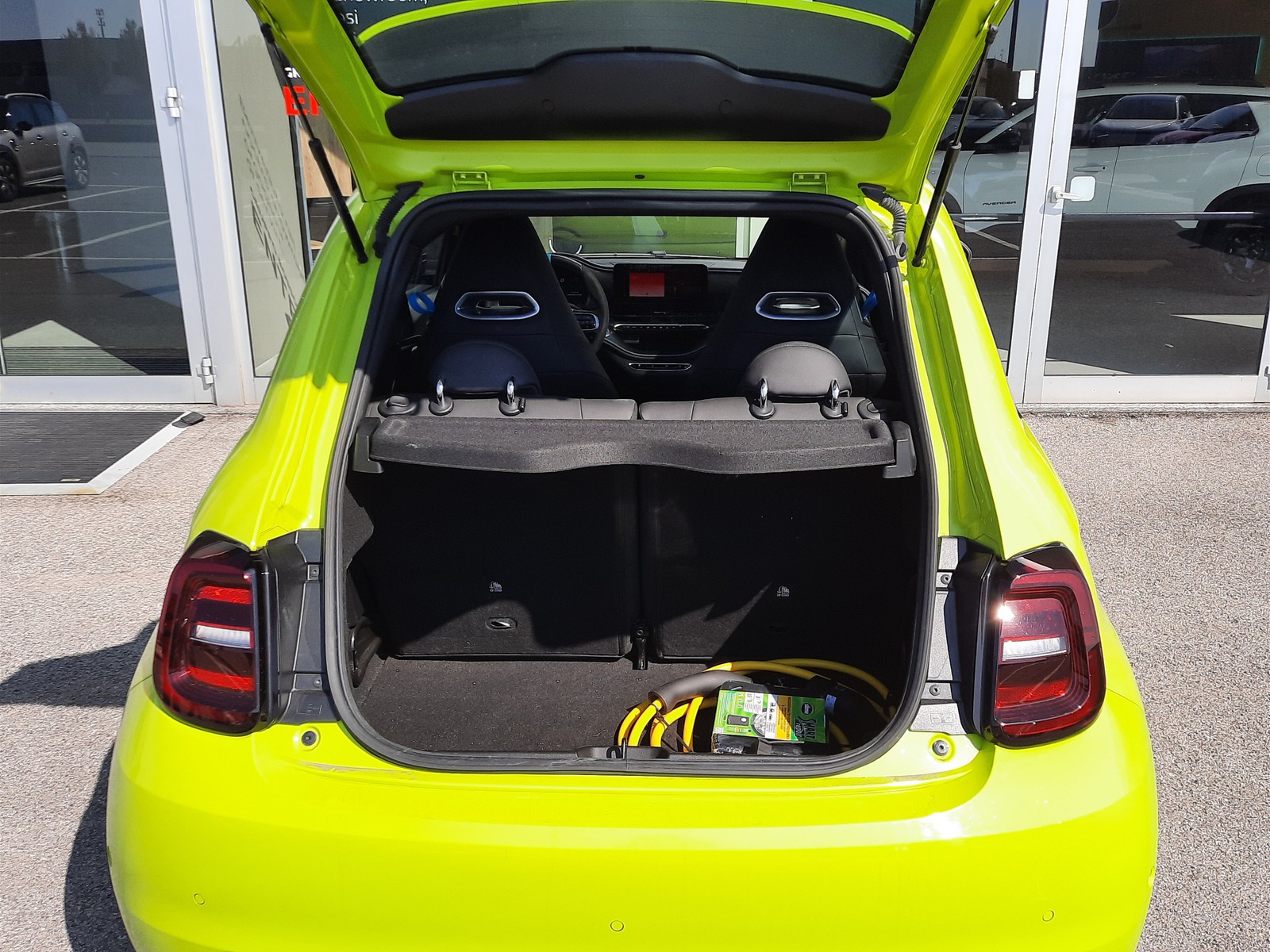 21 - Abarth 500e 42 kwh scorpionissima