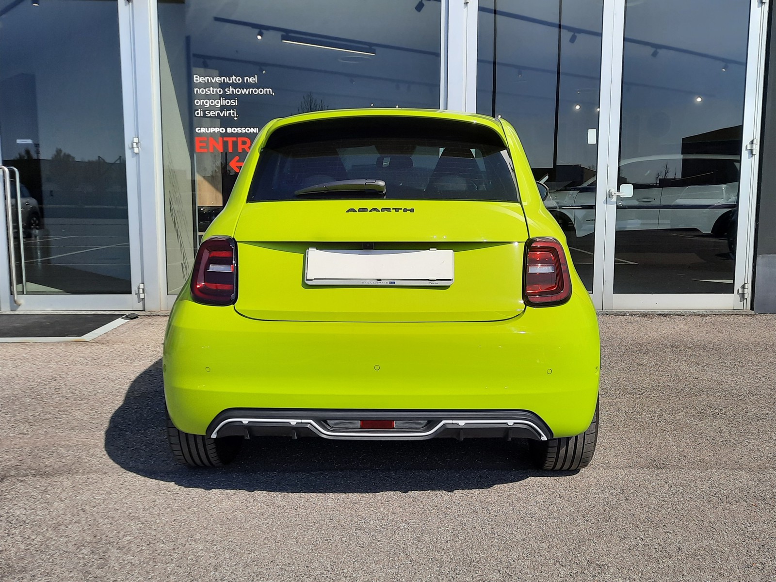 5 - Abarth 500e 42 kwh scorpionissima