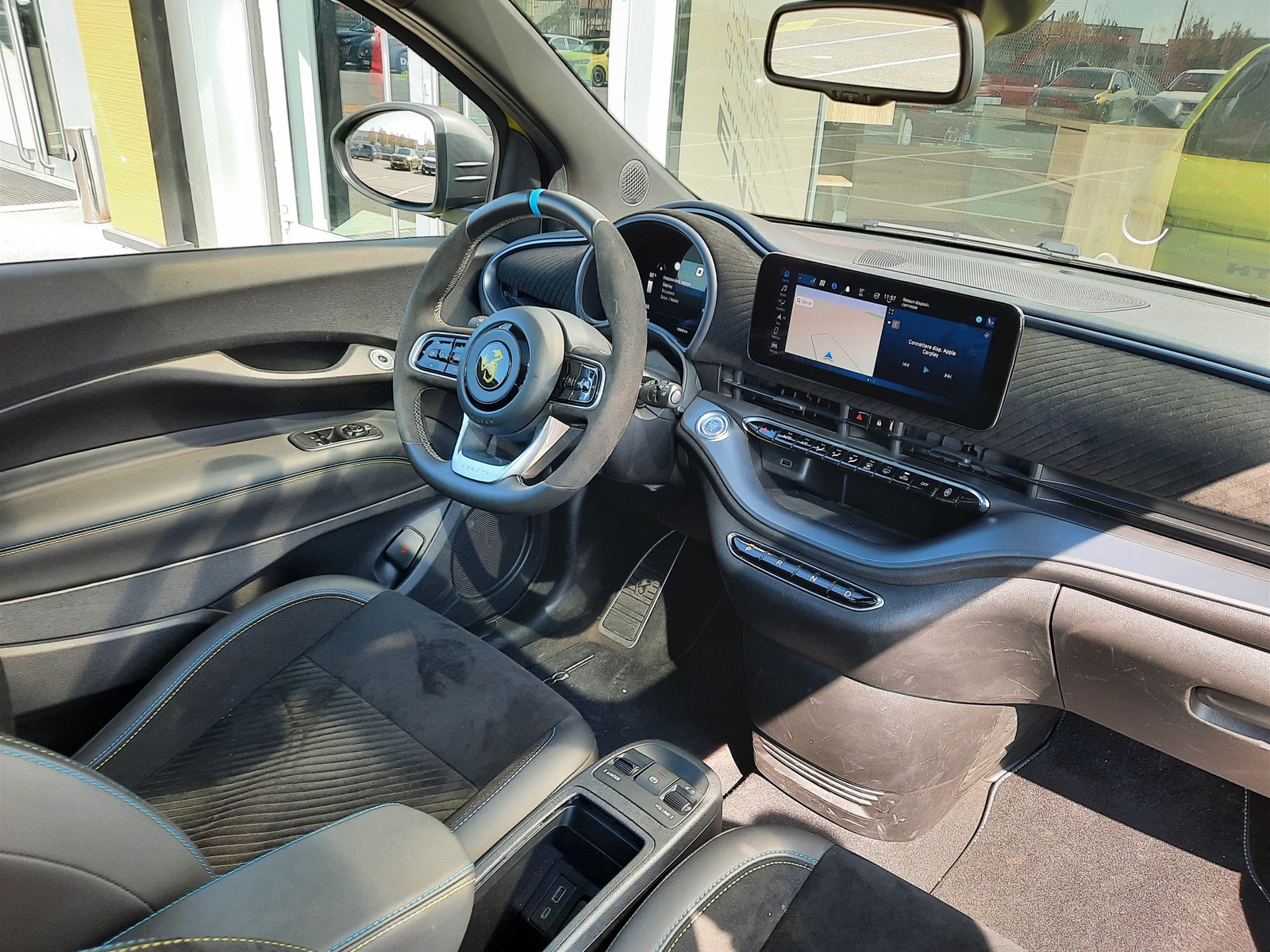 6 - Abarth 500e 42 kwh scorpionissima