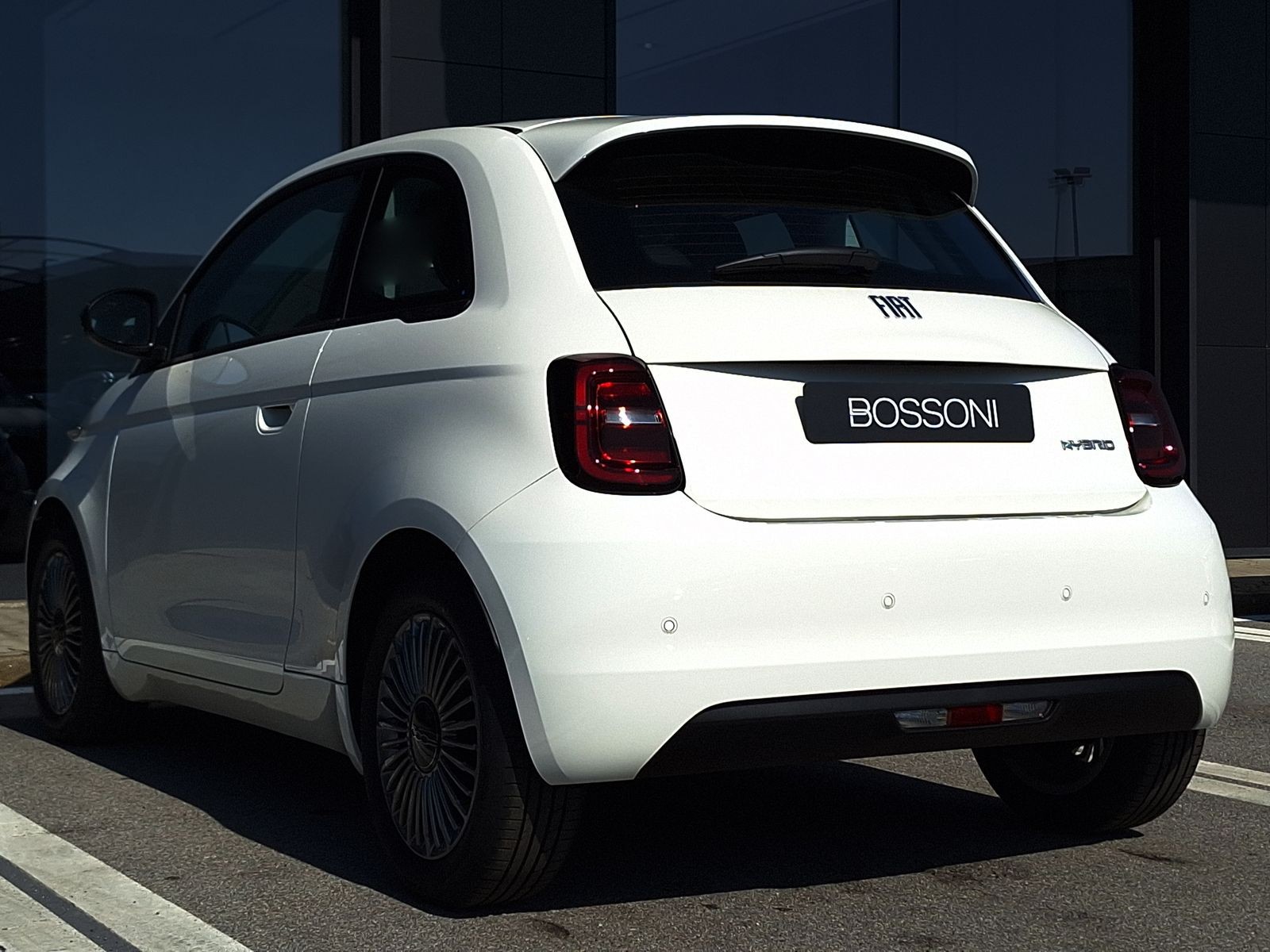 6 - Fiat 500 1.0 hybrid icon