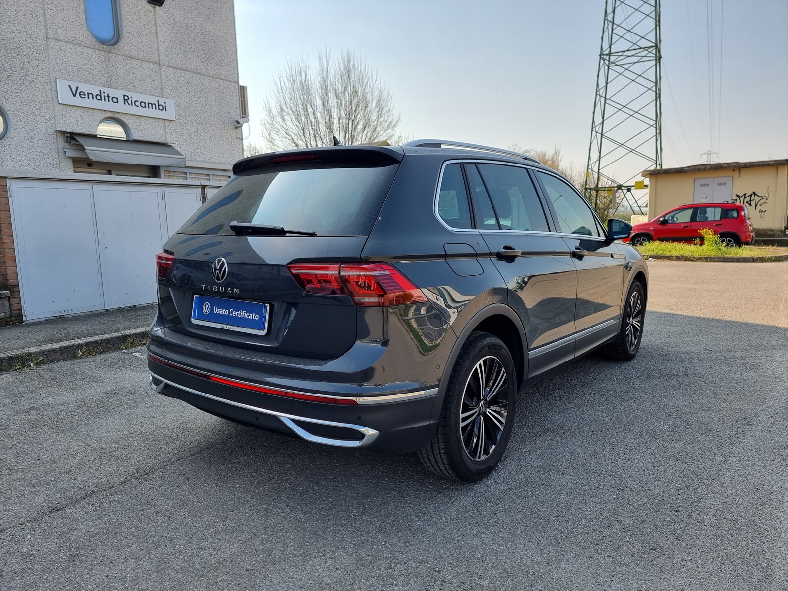 3 - Volkswagen Tiguan 1.5 tsi act 150cv elegance dsg