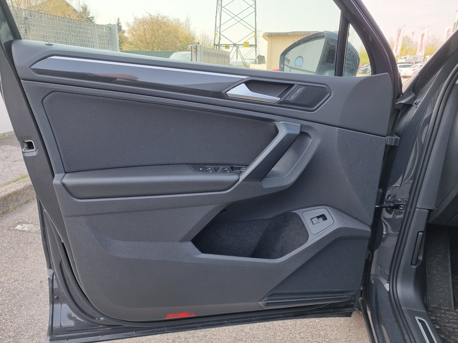 9 - Volkswagen Tiguan 1.5 tsi act 150cv elegance dsg