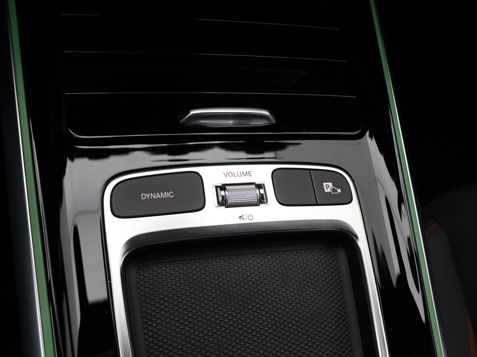 14 - Mercedes GLB 200 d amg line advanced plus 8g-dct