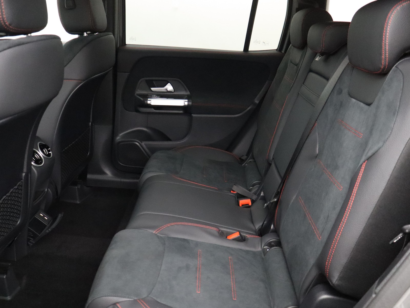 8 - Mercedes GLB 200 d amg line advanced plus 8g-dct