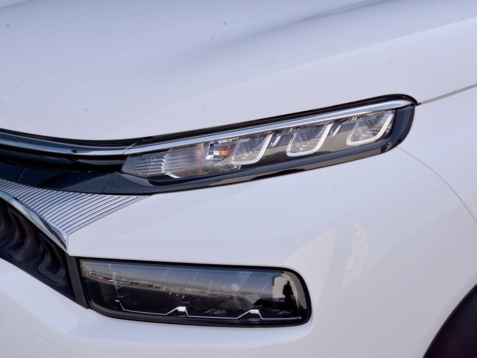 22 - Citroen C3 Aircross 1.2 puretech 110cv plus s&s