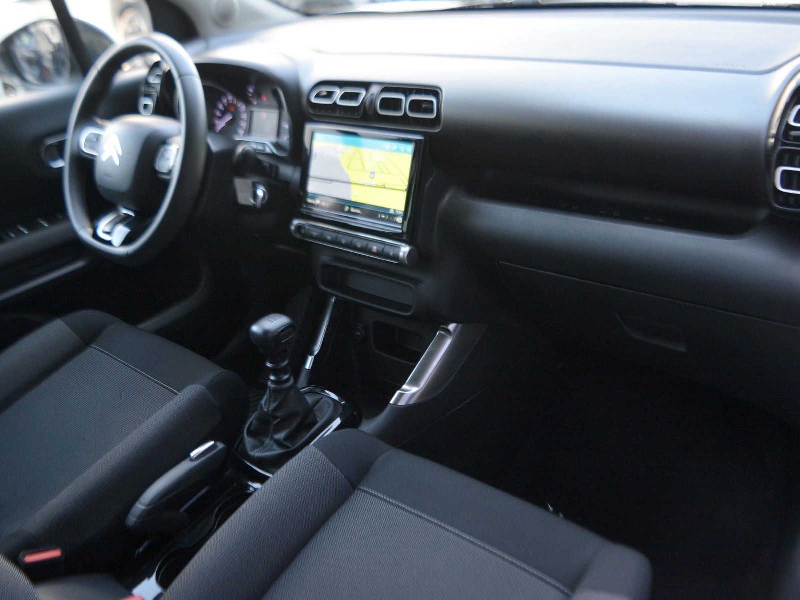 8 - Citroen C3 Aircross 1.2 puretech 110cv plus s&s