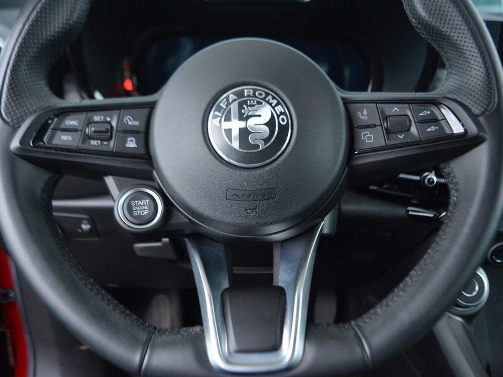 9 - Alfa Romeo Tonale 1.6 130cv ti tct6