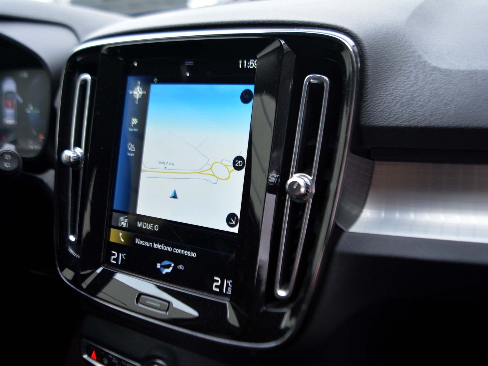 10 - Volvo XC40 1.5 t4 recharge plug-in-hybrid inscription expression geartronic my21