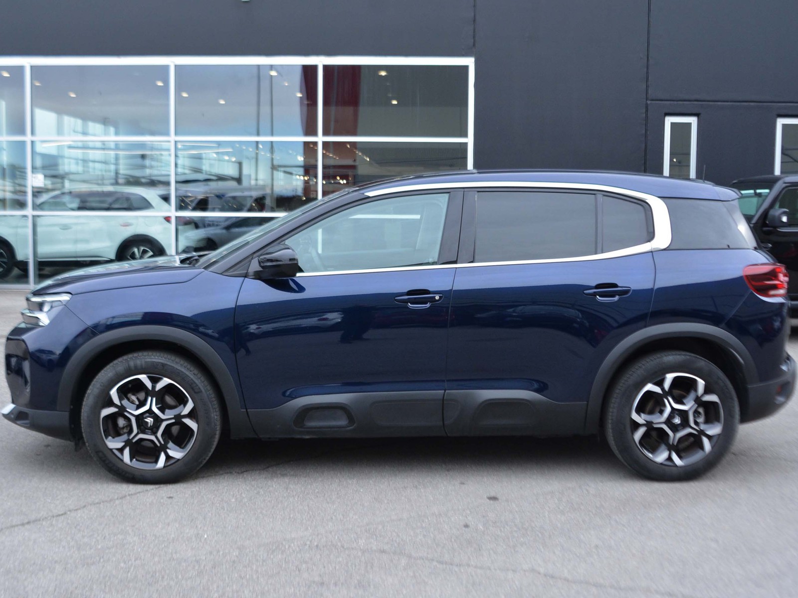 24 - Citroen C5 Aircross 1.2 puretech plus s&s