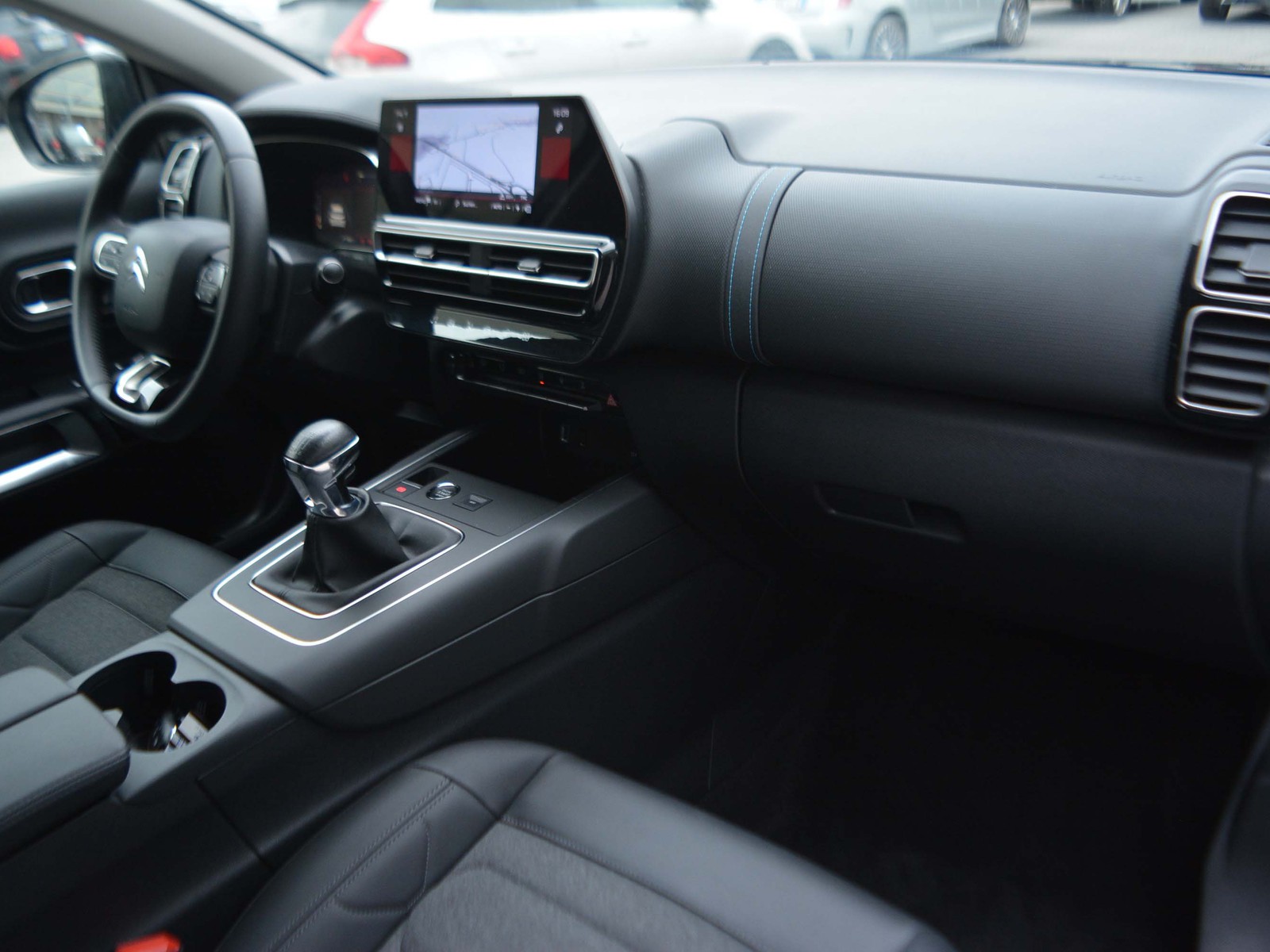 8 - Citroen C5 Aircross 1.2 puretech plus s&s
