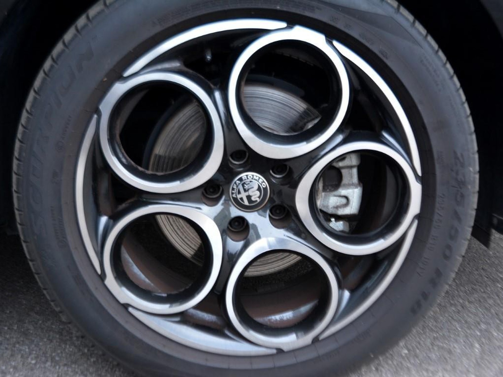15 - Alfa Romeo Tonale 1.6 130cv sprint tct6