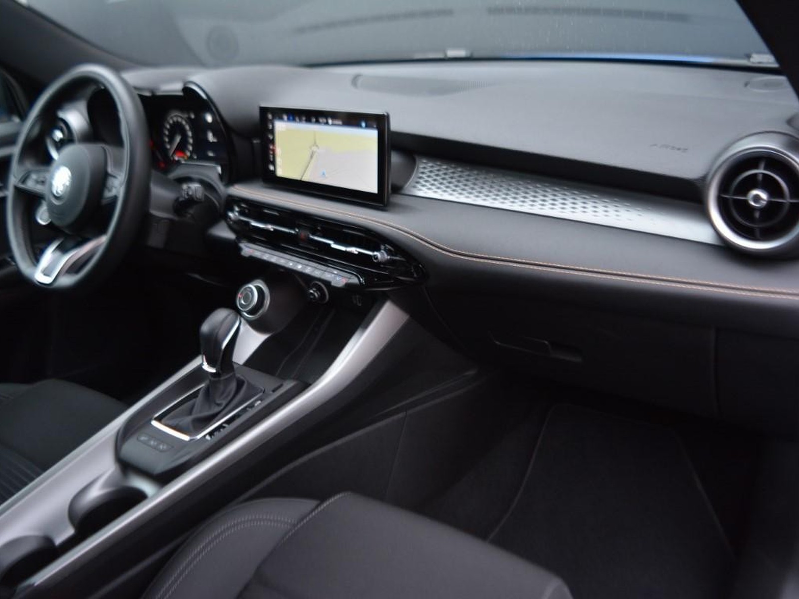 8 - Alfa Romeo Tonale 1.6 130cv sprint tct6