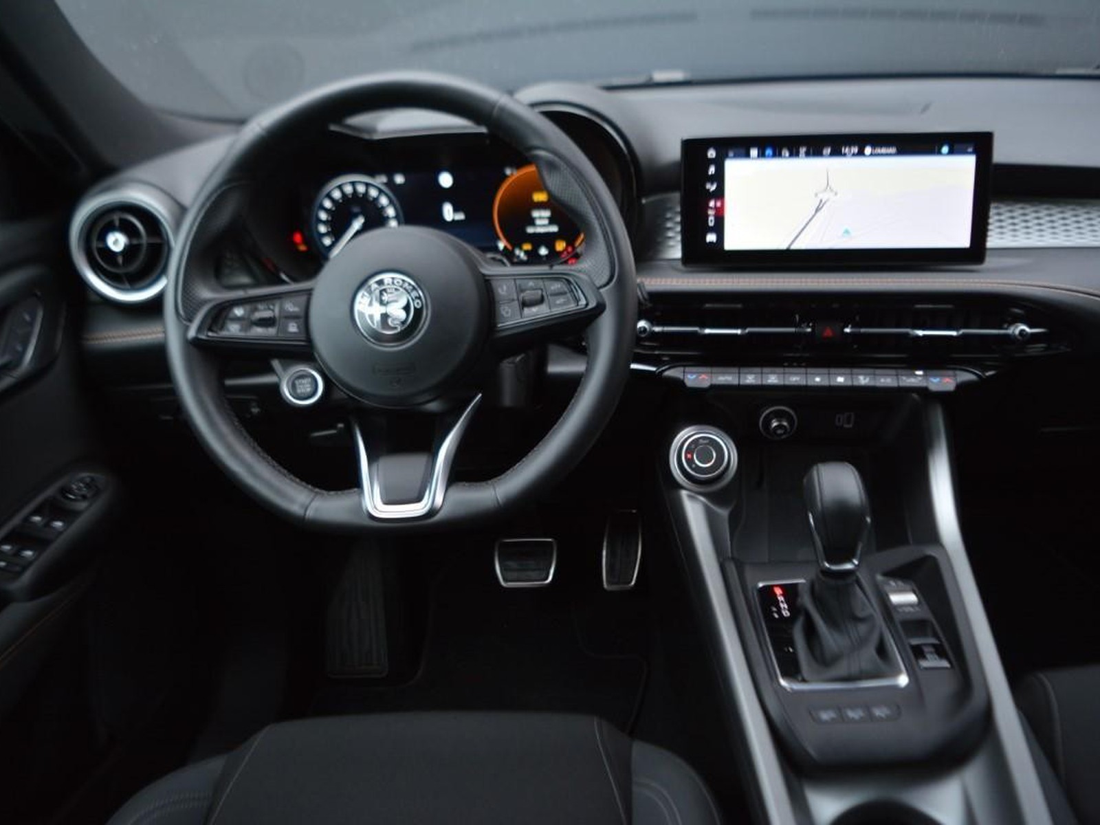 9 - Alfa Romeo Tonale 1.6 130cv sprint tct6