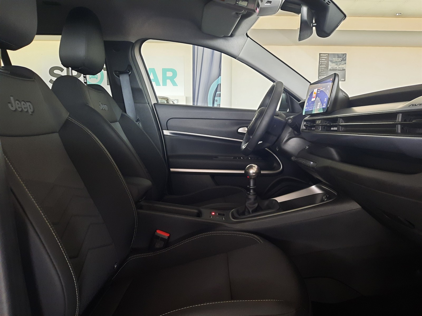 14 - Jeep Avenger 1.2 turbo 100cv summit fwd