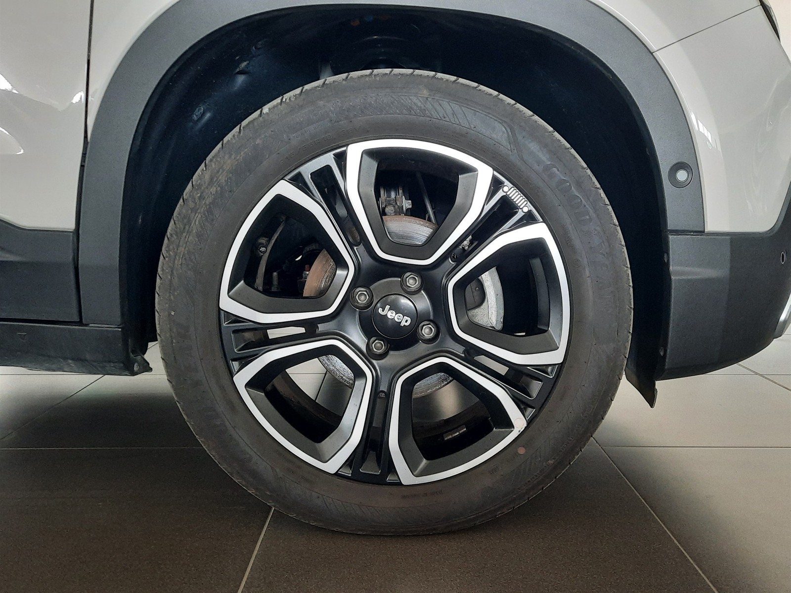 17 - Jeep Avenger 1.2 turbo 100cv summit fwd