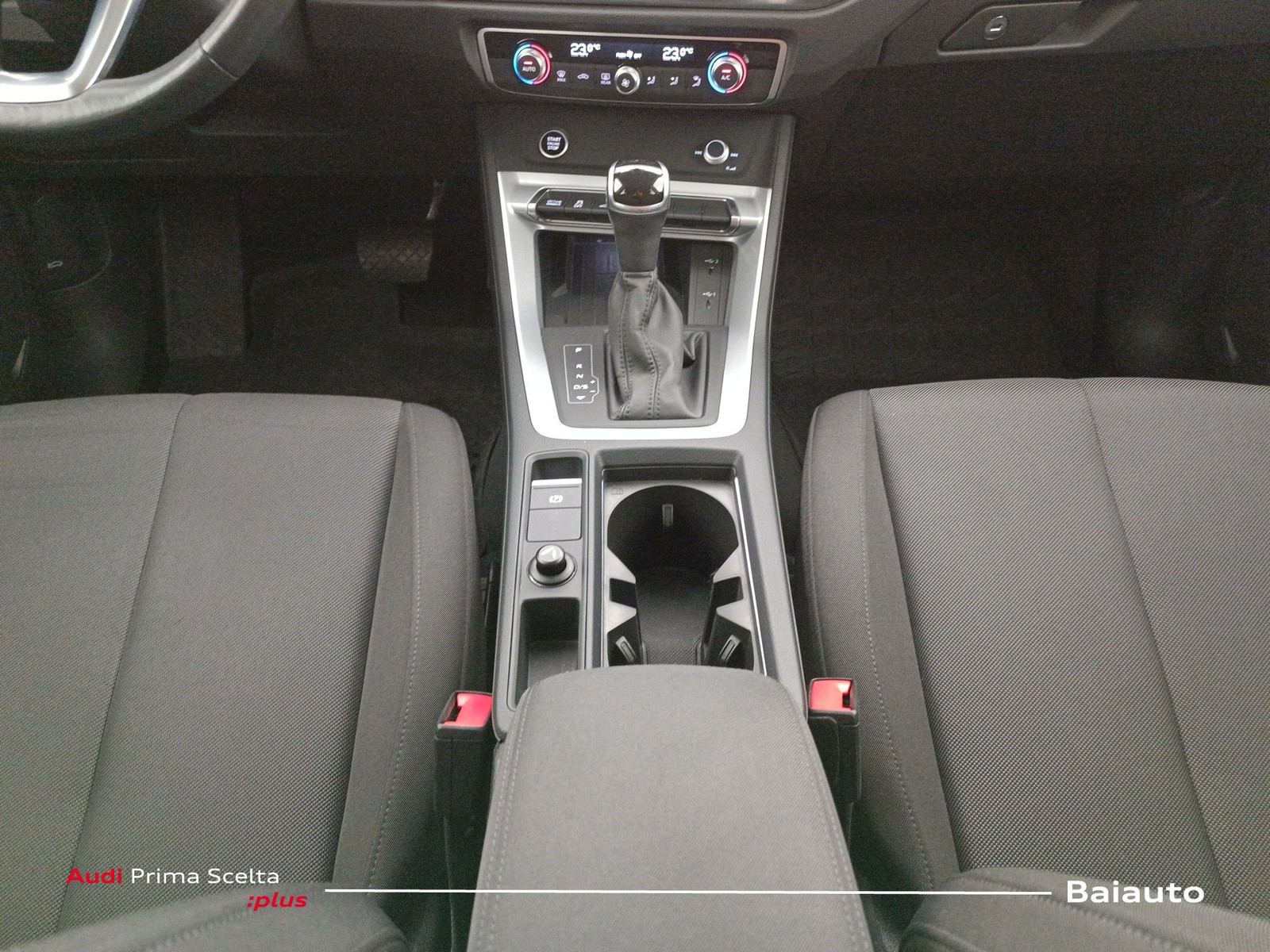 15 - Audi Q3 45 1.4 tfsi e s line edition s tronic