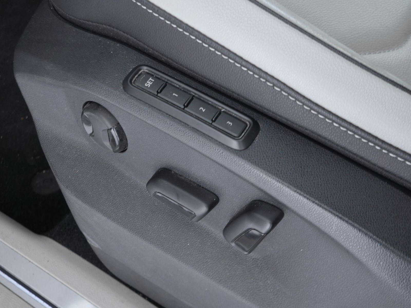 21 - Volkswagen Tiguan 1.5 tsi act 150cv elegance dsg