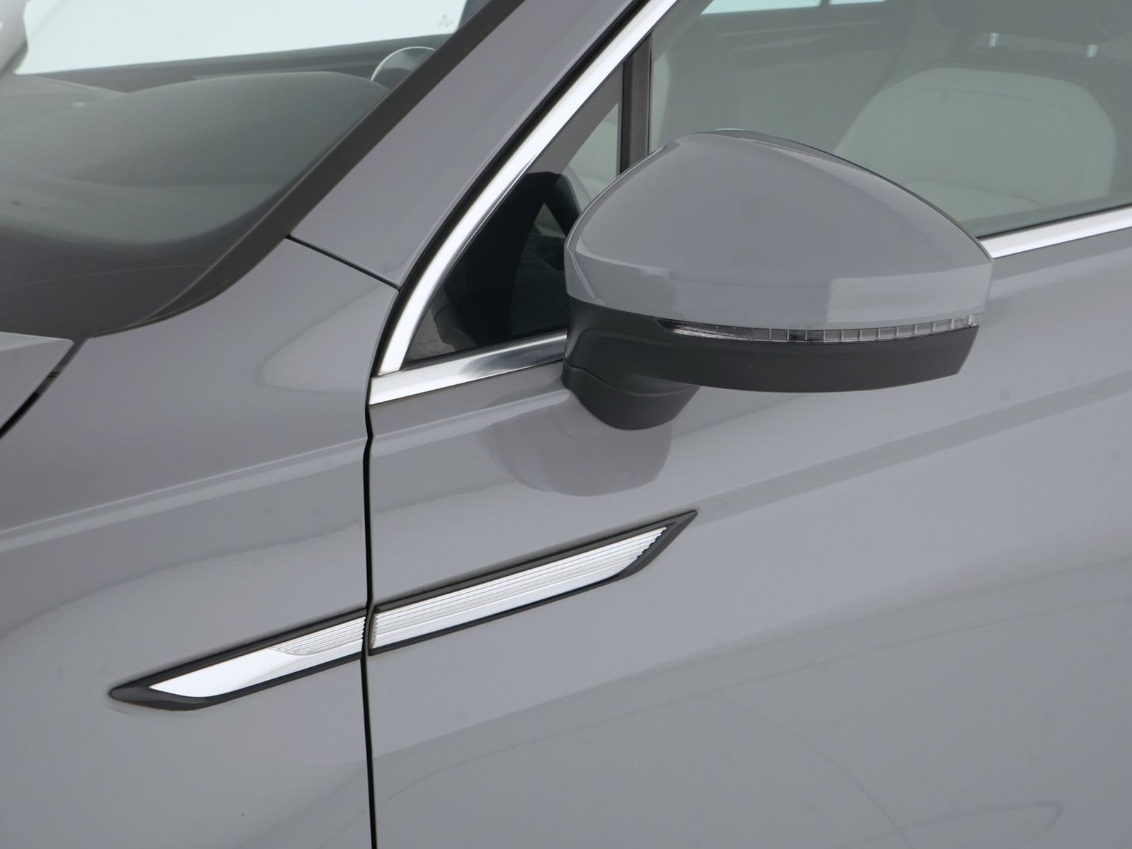 42 - Volkswagen Tiguan 1.5 tsi act 150cv elegance dsg