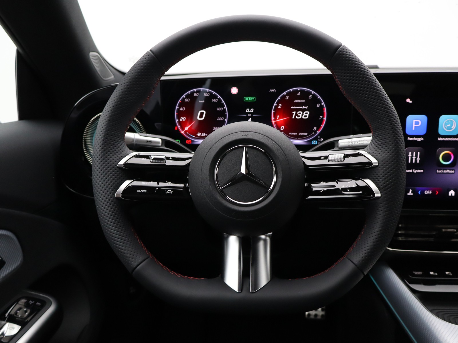 16 - Mercedes CLA 200 advanced plus 4matic auto