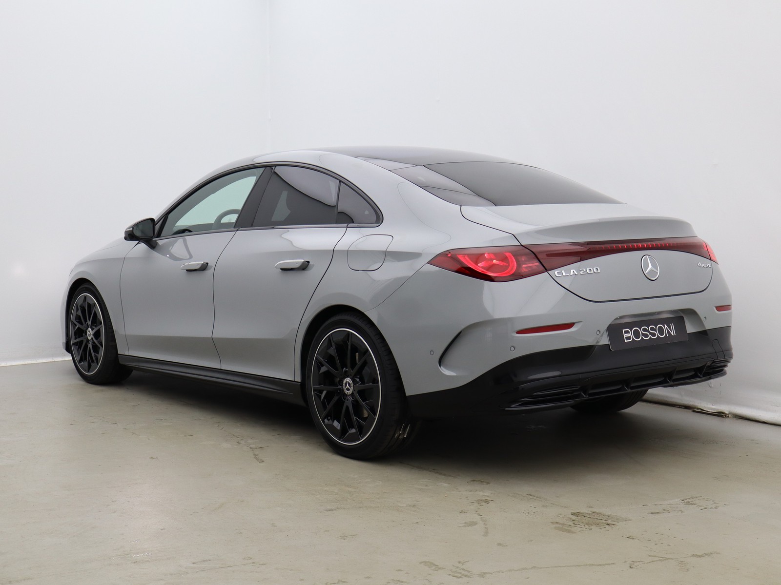 5 - Mercedes CLA 200 advanced plus 4matic auto