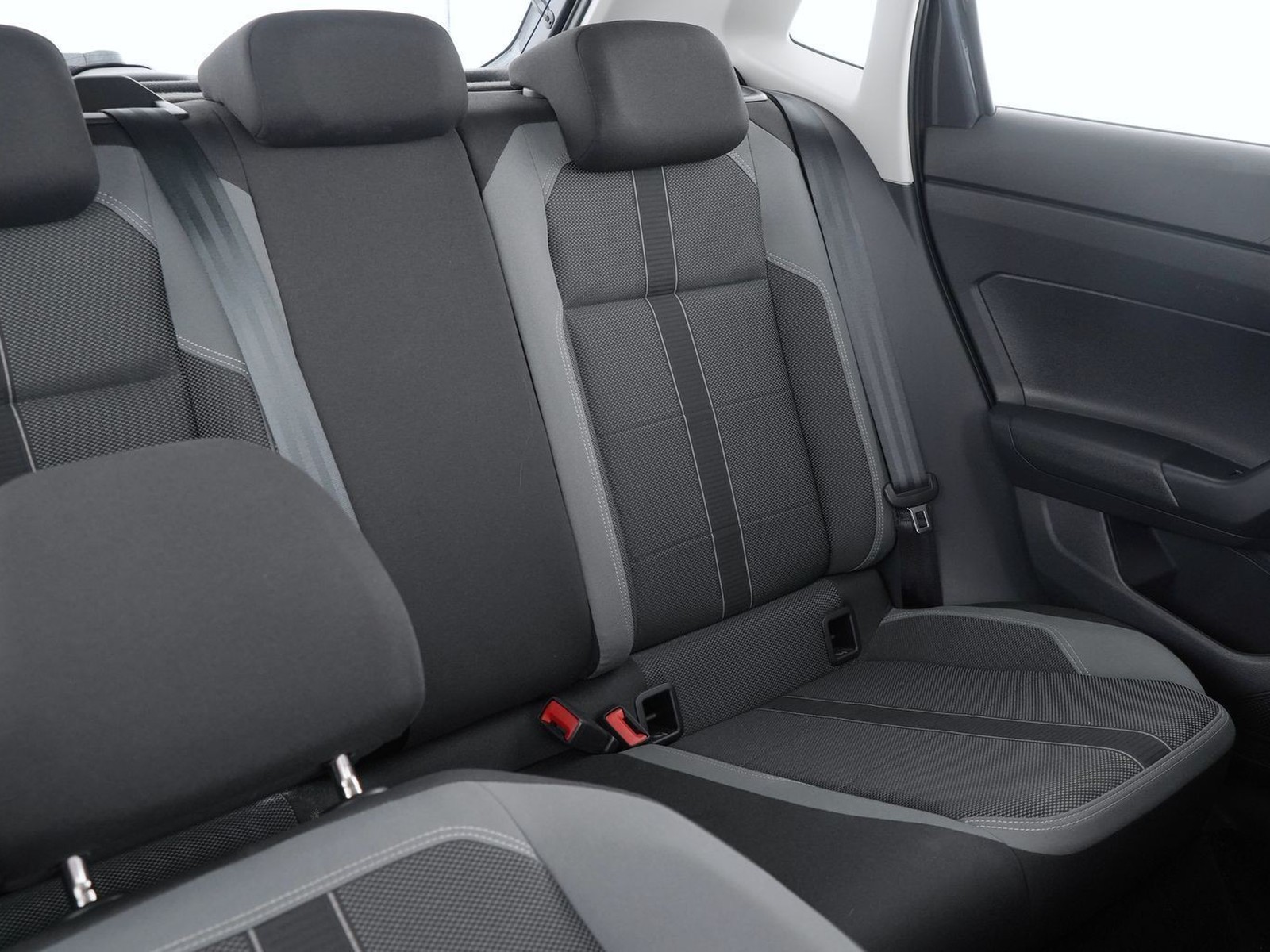 21 - Volkswagen Polo 1.0 tsi 95cv style