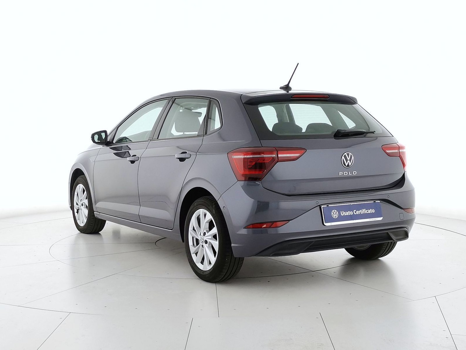 4 - Volkswagen Polo 1.0 tsi 95cv style