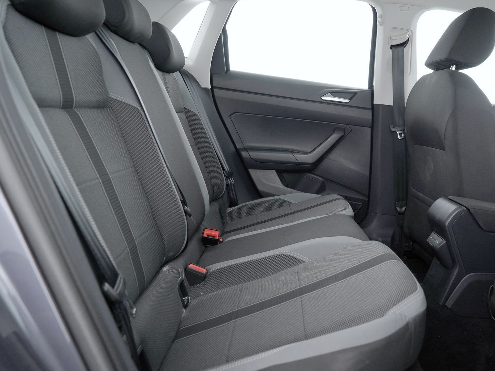 9 - Volkswagen Polo 1.0 tsi 95cv style