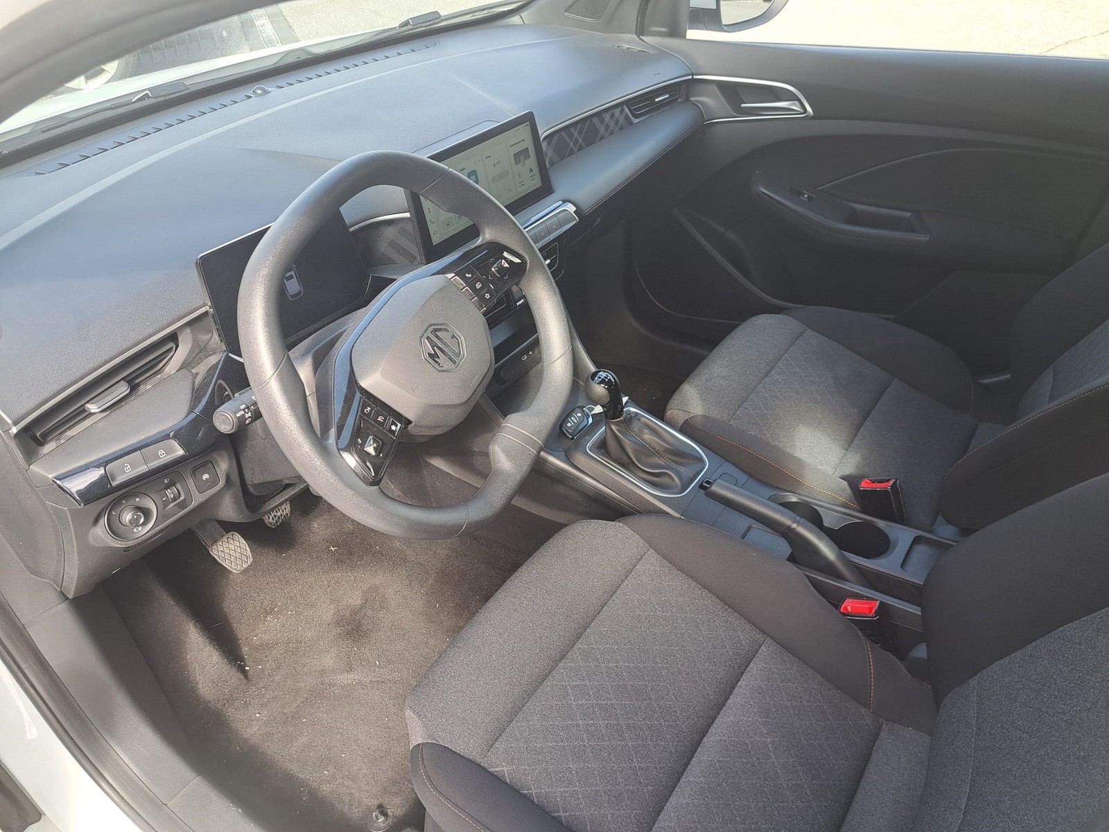 6 - Mg MG3 1.5 comfort