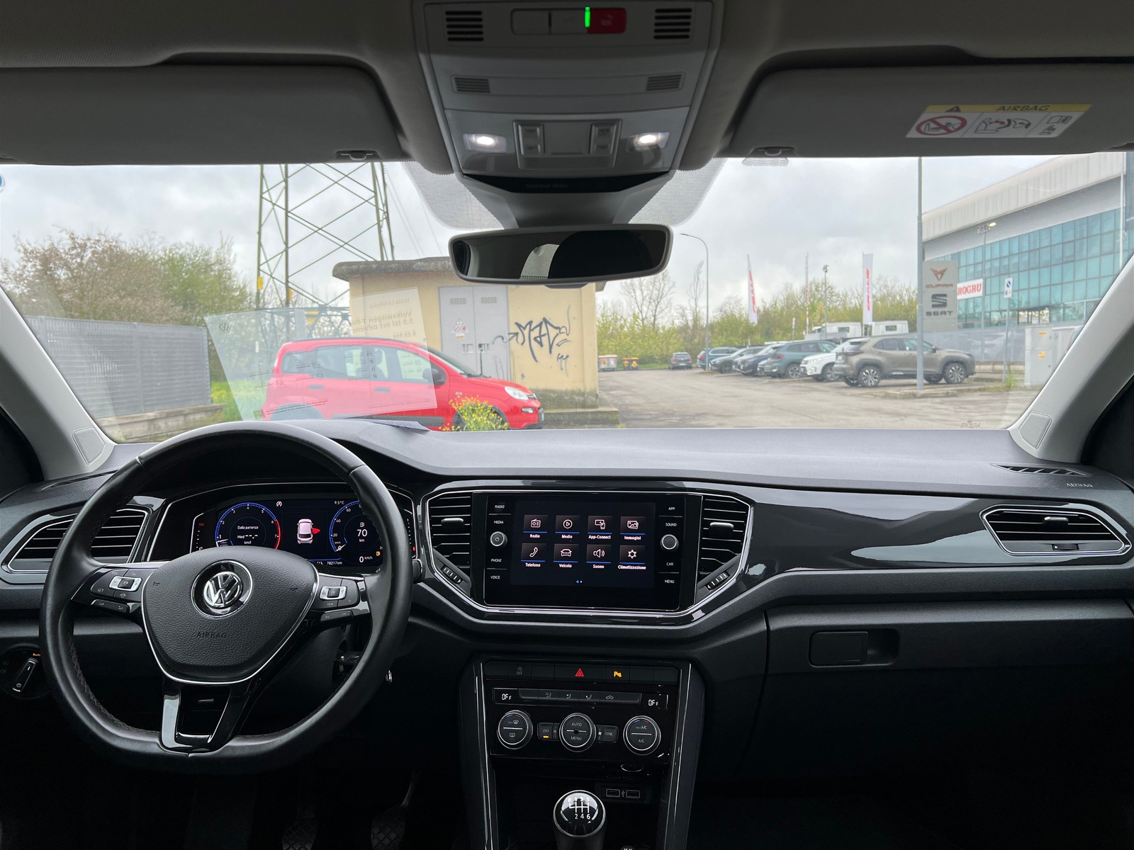 14 - Volkswagen T-Roc 1.5 tsi act advanced