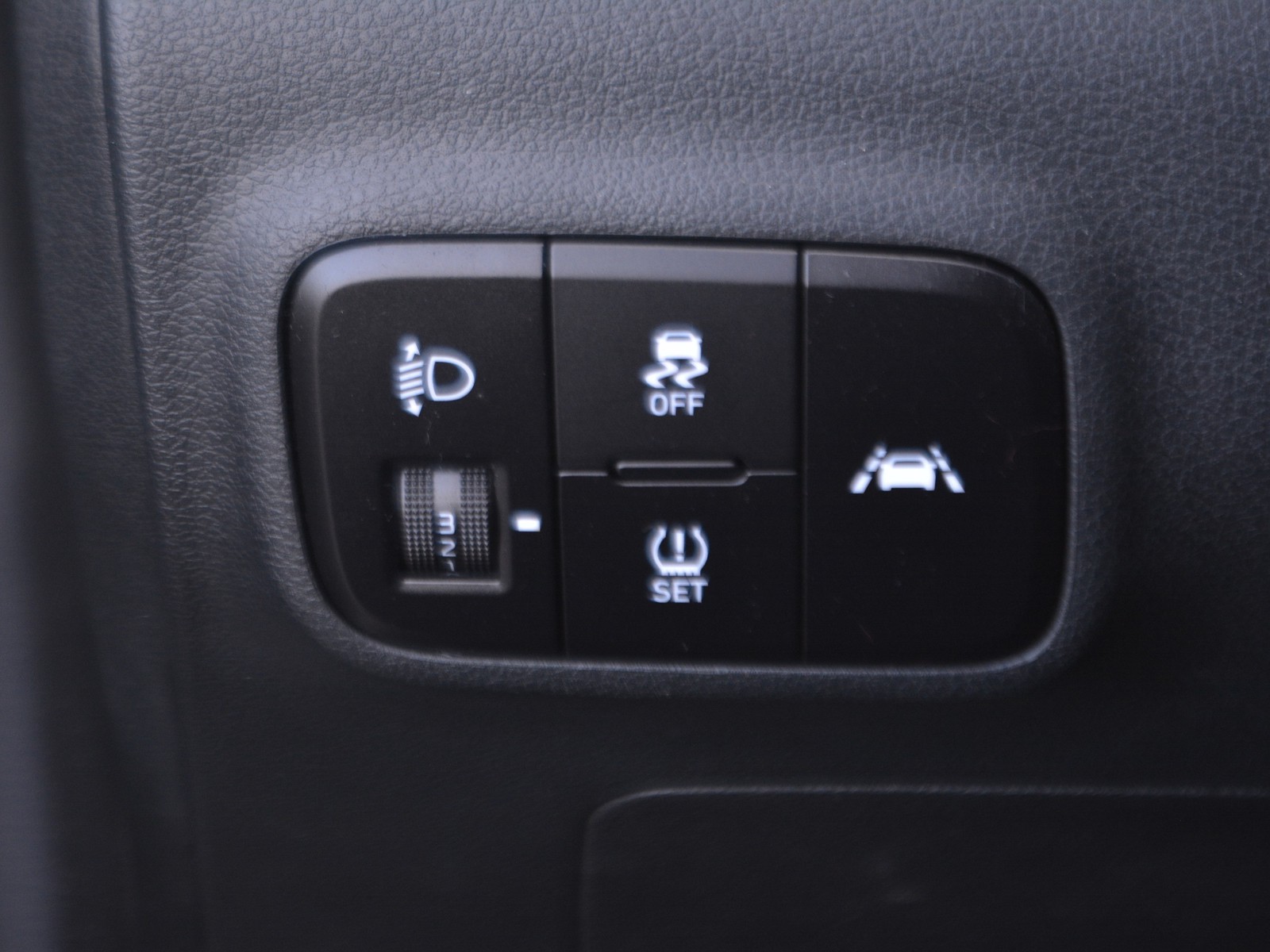 20 - Hyundai i10 1.0 mpi advanced plus pack