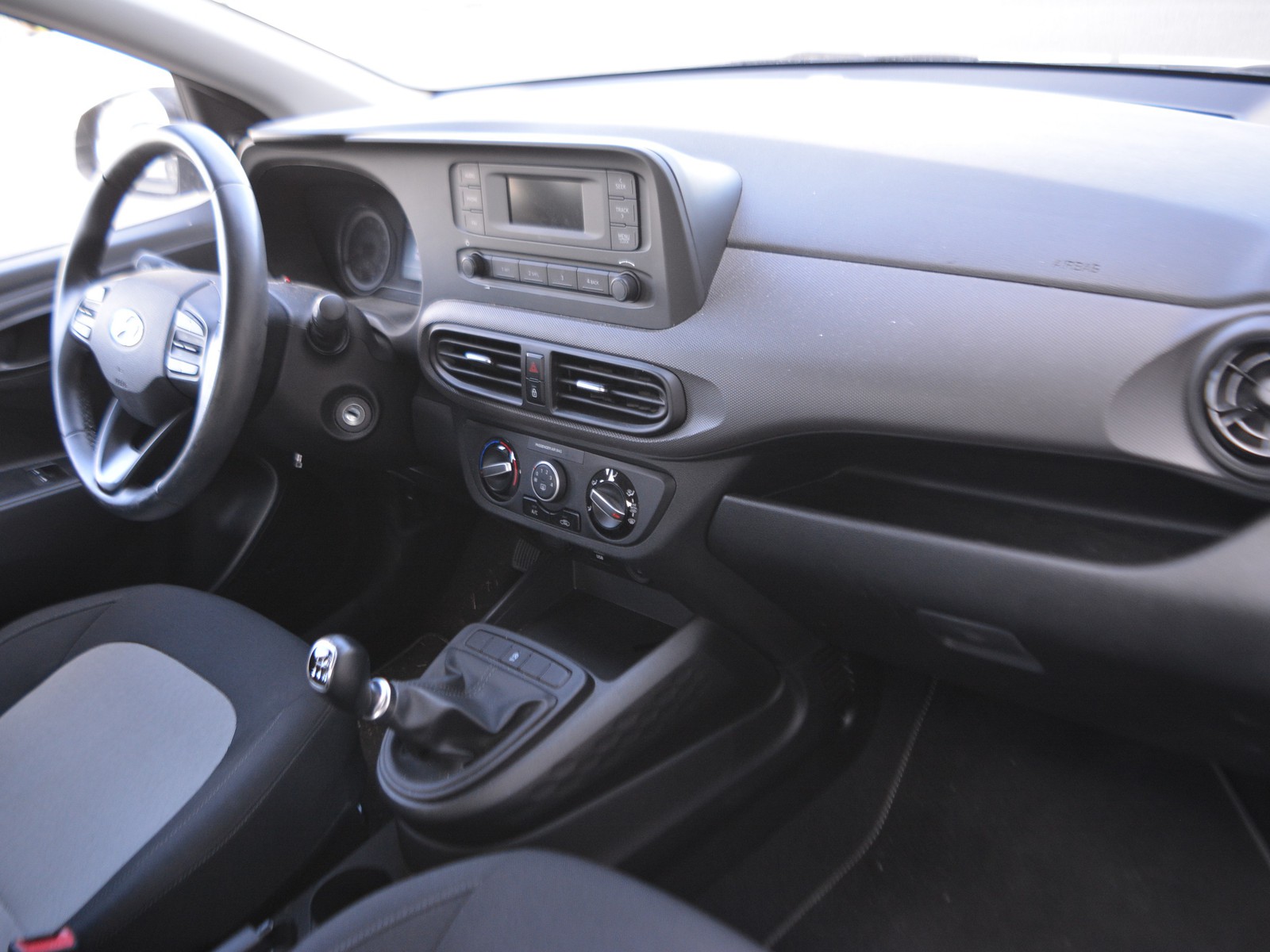 8 - Hyundai i10 1.0 mpi advanced plus pack