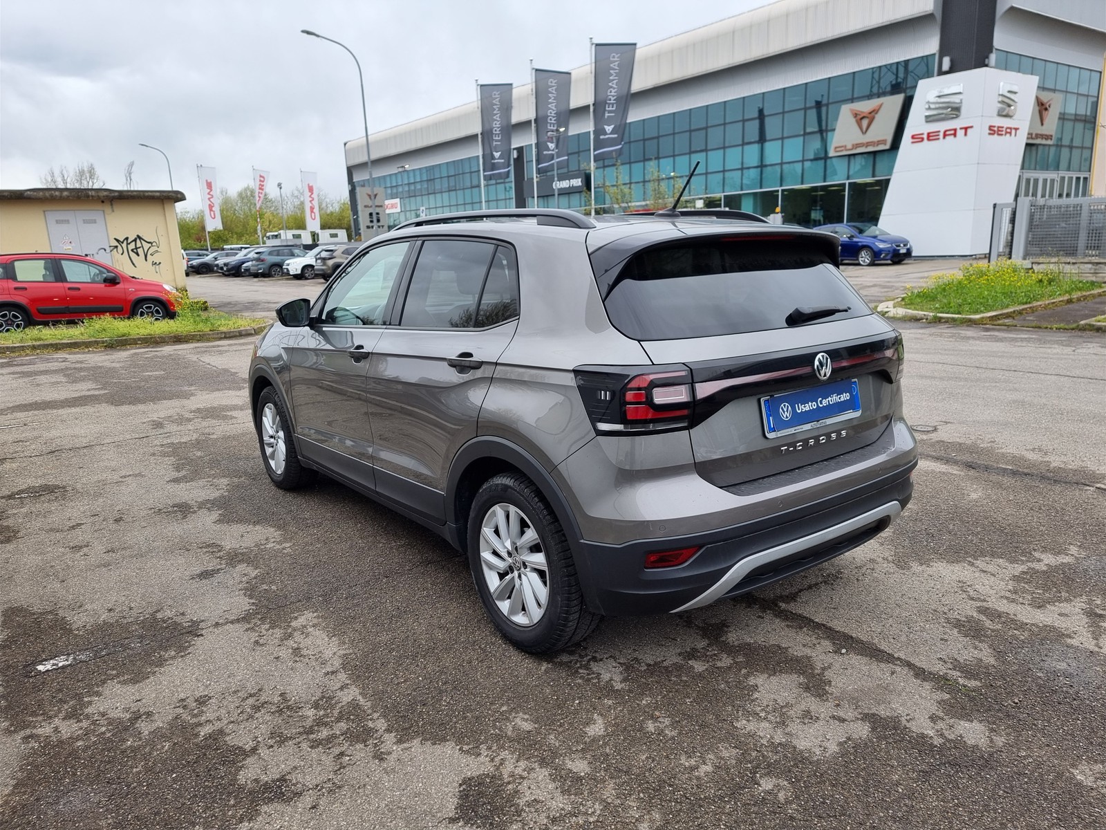 4 - Volkswagen T-Cross 1.0 tsi first edition