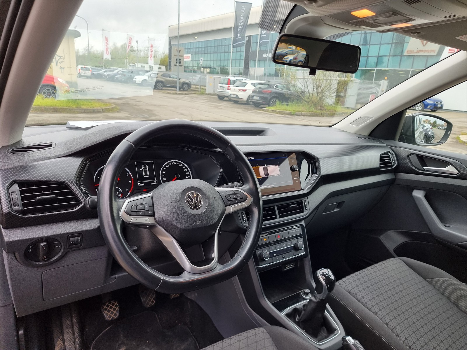 6 - Volkswagen T-Cross 1.0 tsi first edition
